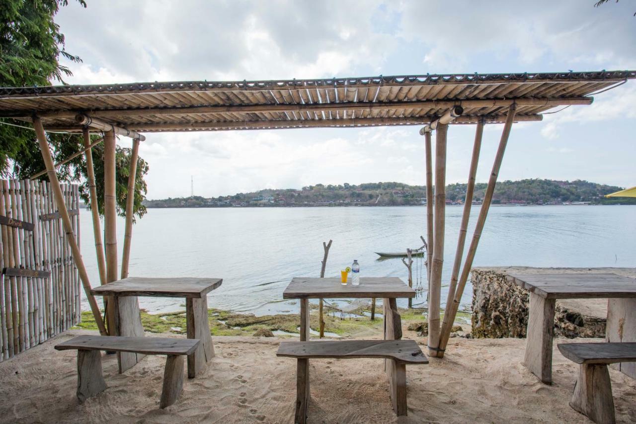 Wooden Beach Sunset Cottages Lembongan Exteriör bild